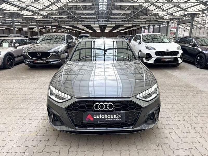 Gebraucht Audi A4 S-Line 163 PS (119 kW) 2020 Grau Kombi