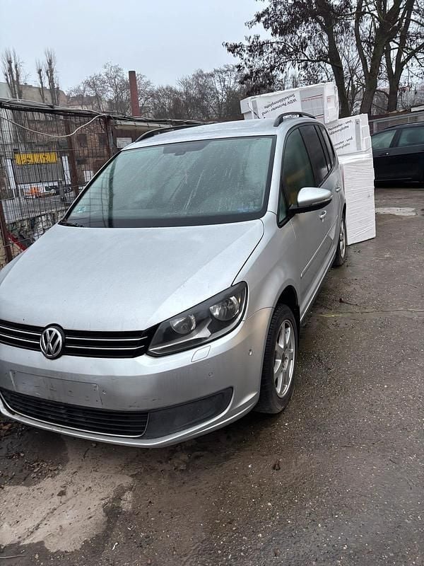 Gebraucht VW Touran 140 PS (102 kW) 2013 Silber Van / Kleinbus