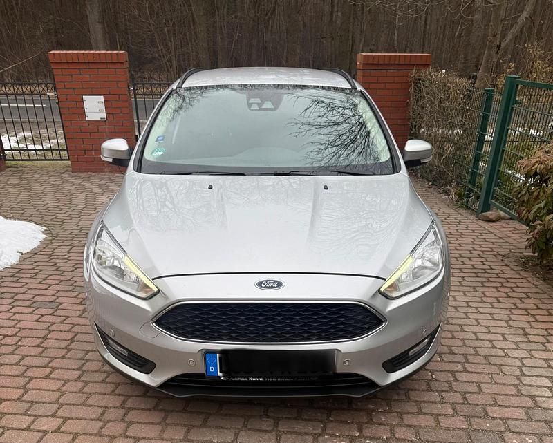 Gebraucht Ford Focus Business Edition 125 PS (91 kW) 2016 Silber Kombi