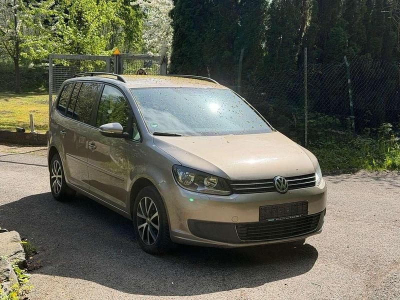 Gebraucht VW Touran 140 PS (102 kW) 2012 Beige Van / Kleinbus