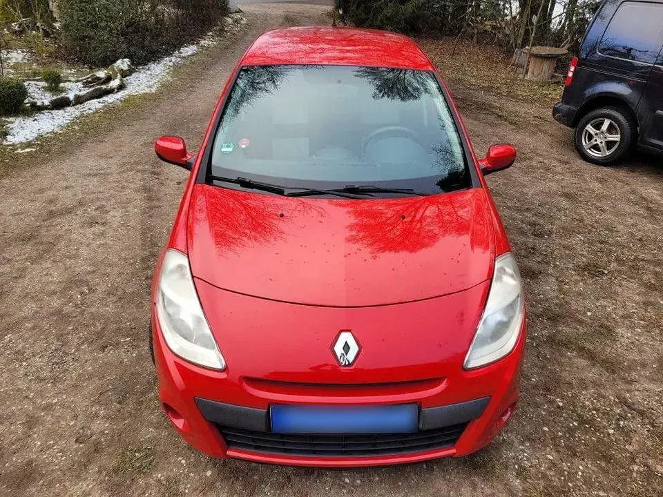 Gebraucht Renault Clio III 75 PS (55 kW) 2012 Rot Kleinwagen