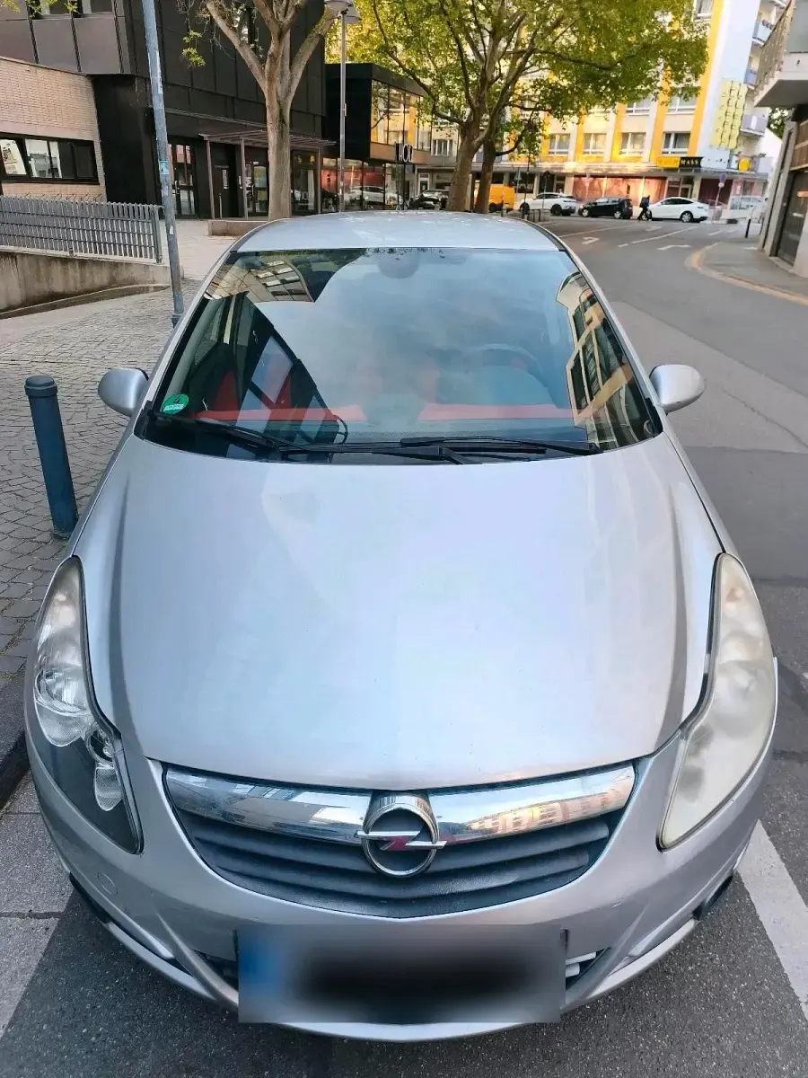 Gebraucht Opel Corsa 87 PS (63 kW) 2010 Silber Kleinwagen