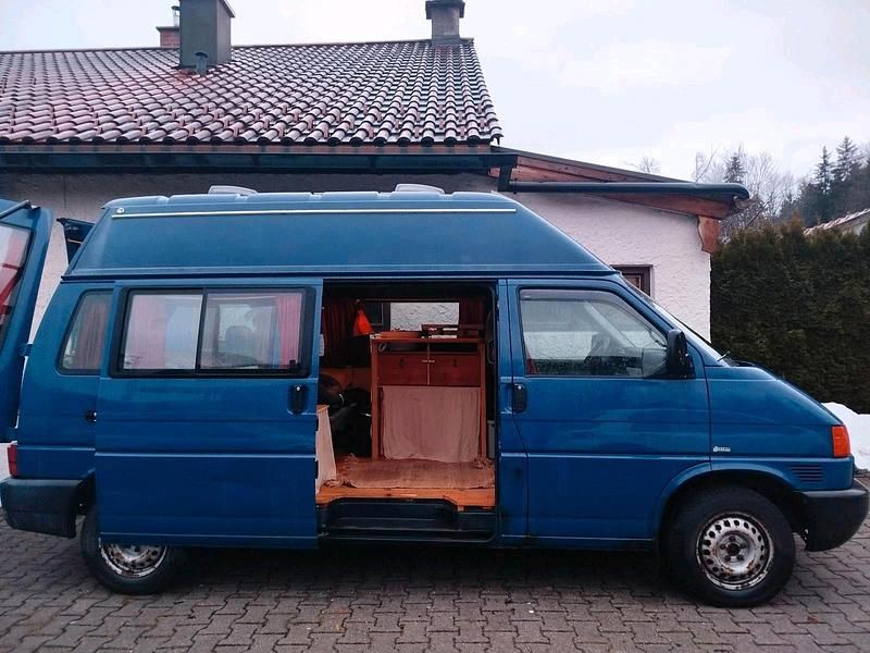 Second-hand VW Transporter 88 CP (64 kW) 2001 Albastru Van