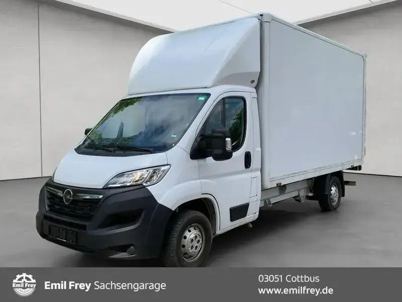 Weiß Gebraucht 2023 Opel Movano Edition Van | 27.299 € (Etwas zu teuer) - Bild 1/4
