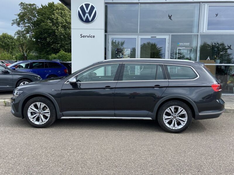 Gebraucht VW Passat Alltrack Active 200 PS (147 kW) 2023 Grau Kombi