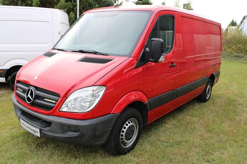 Rot Gebraucht 2011 Mercedes Sprinter Van | 9.990 € (Guter Preis) - Bild 1/4