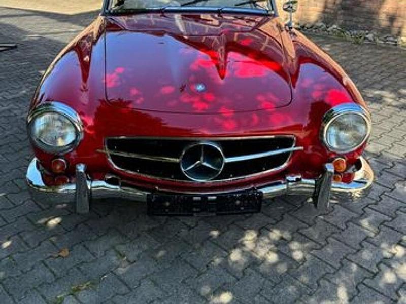 Gebraucht Mercedes 190 105 PS (77 kW) 1958 Rot Limousine