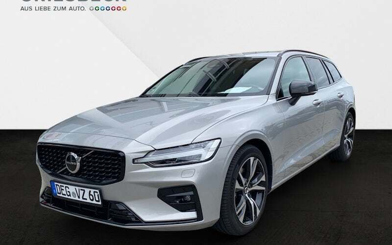 Silbern Gebraucht 2024 Volvo V60 Plus Kombi | 48.880 € - Bild 1/4