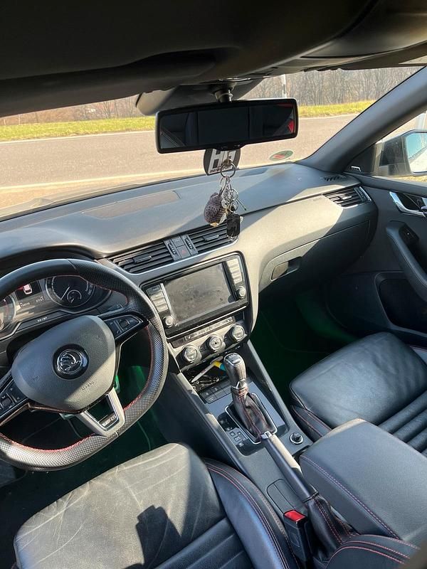 Gebraucht Skoda Octavia RS 230 PS (169 kW) 2017 Grau Kombi