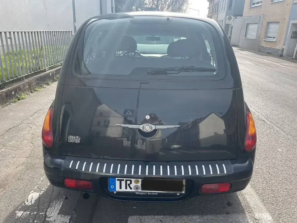 Usado Chrysler PT Cruiser Clasic 141 CV (103 kW) 2000 Negro Berlina