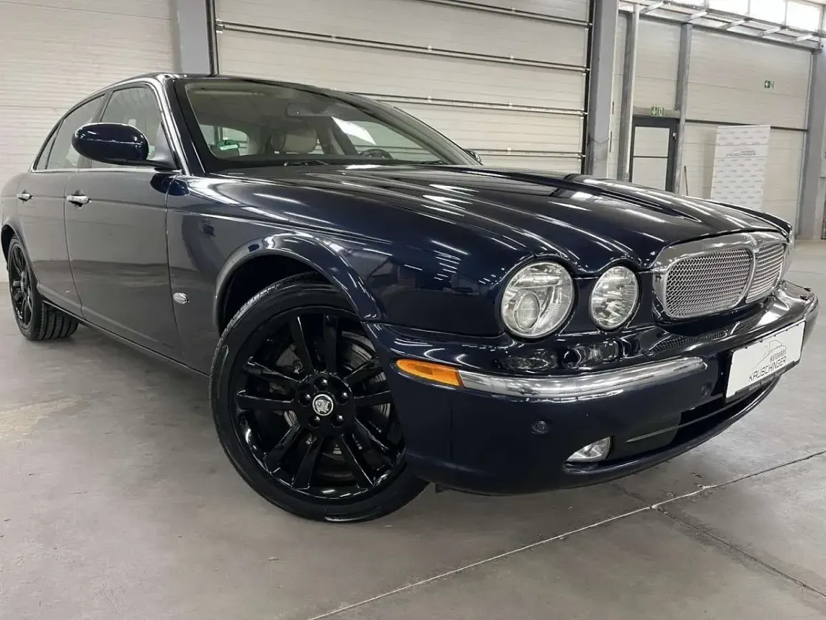 Gebraucht Jaguar XJ Sovereign 207 PS (152 kW) 2007 Blau Limousine
