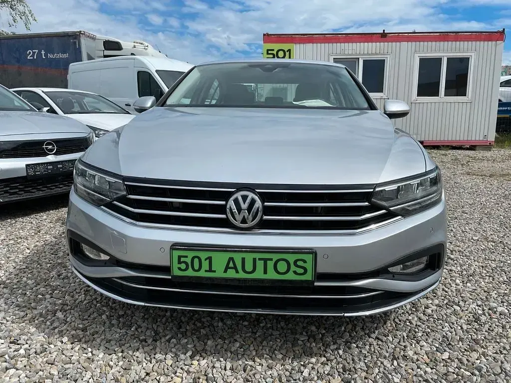 Gebraucht VW Passat Elegance 150 PS (110 kW) 2021 Silber Limousine