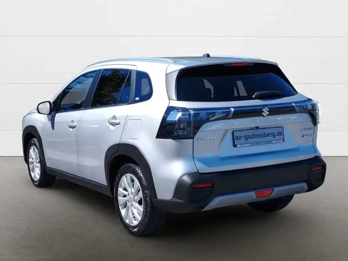 Gebraucht Suzuki SX4 S-Cross Comfort 129 PS (94 kW) 2023 Grau SUV
