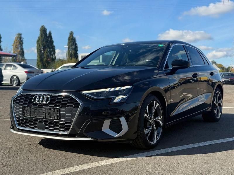 Schwarz Gebraucht 2022 Audi A3 Advanced Limousine | 16.200 € (Guter Preis) - Bild 1/4