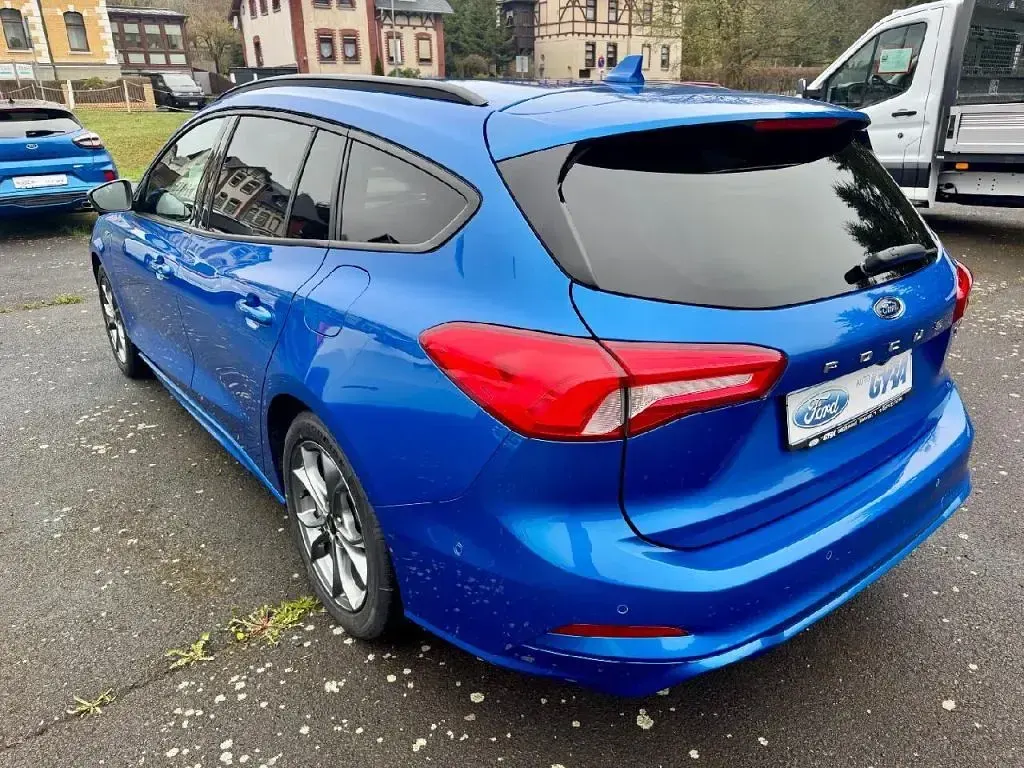 Usata Ford Focus 155 CV (114 kW) 2021 Blu Station wagon