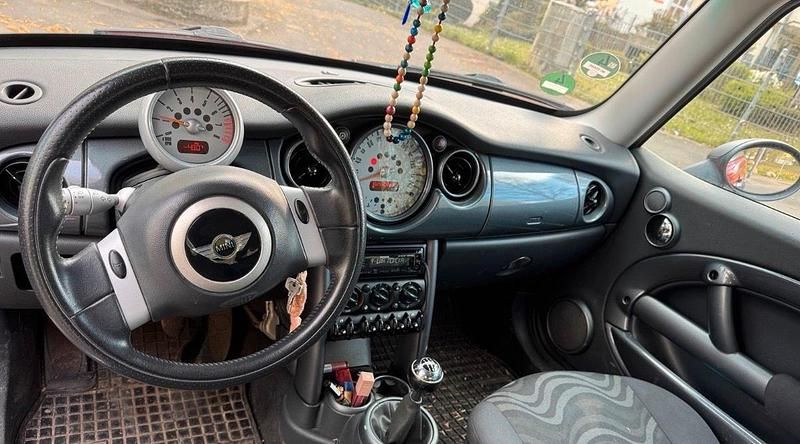 Usata Mini Cooper 85 CV (62 kW) 2005 Rosso Utilitaria