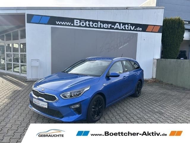 Gebraucht Kia Ceed Attract 140 PS (102 kW) 2021 Blau Kleinwagen