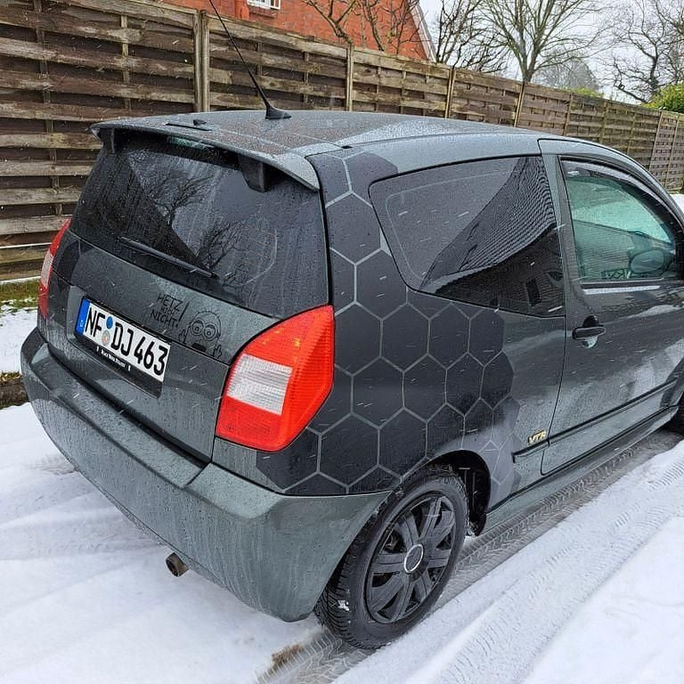 Gebraucht Citroën C2 VTR Sport 73 PS (53 kW) 2008 Grau Kleinwagen