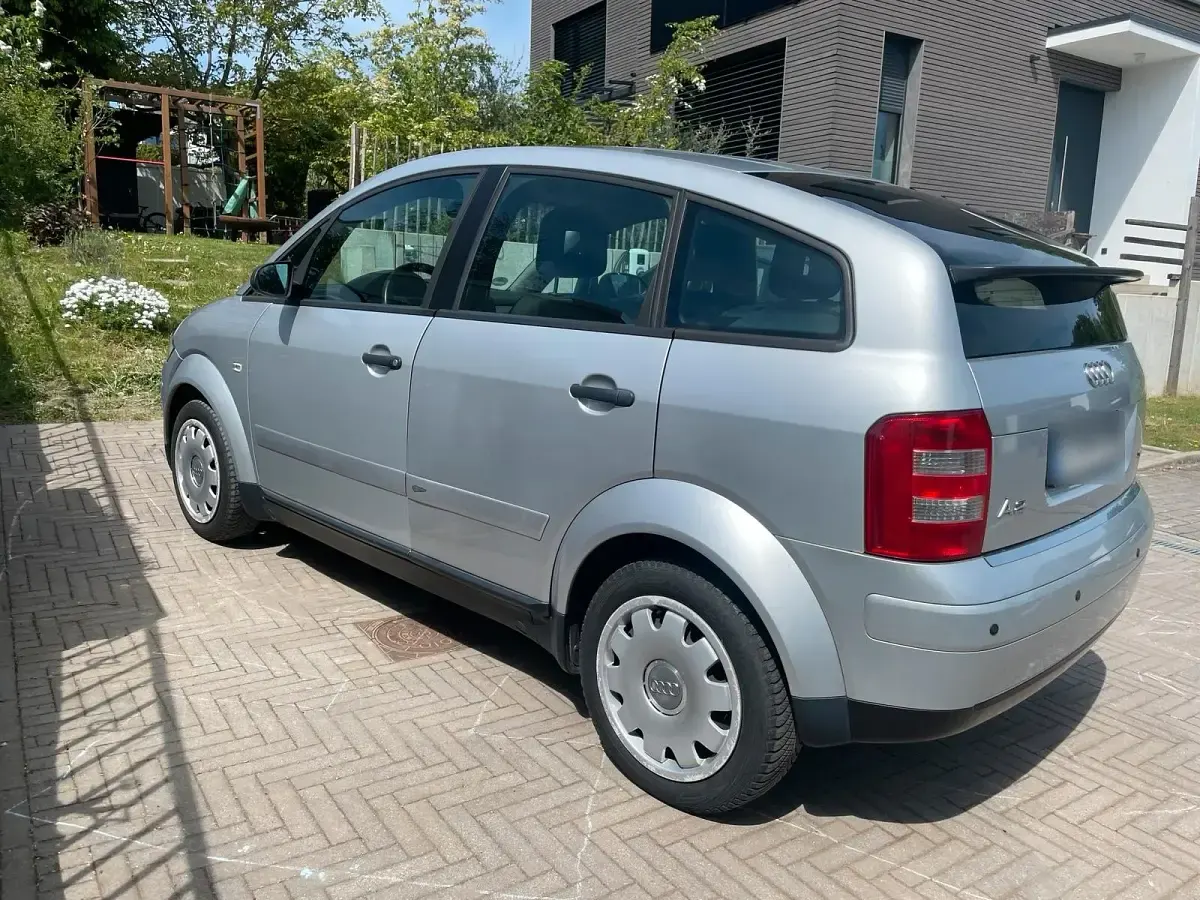Gebraucht Audi A2 75 PS (55 kW) 2001 Silber Kleinwagen