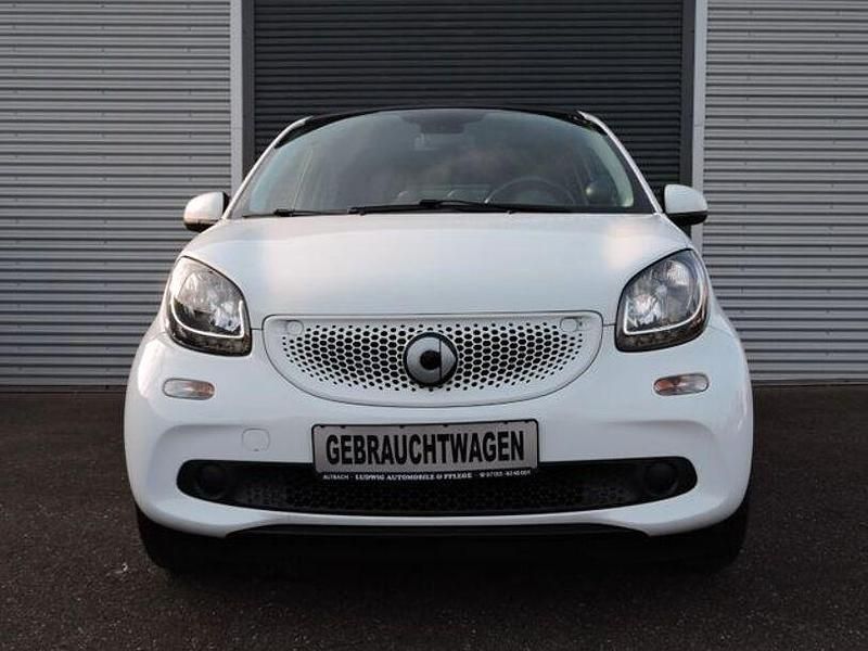 Gebraucht Smart ForFour Passion 71 PS (52 kW) 2016 Weiß Kleinwagen