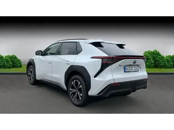 Gebraucht Toyota bZ4X Comfort 150 kW (204 PS) 2023 Weiß SUV
