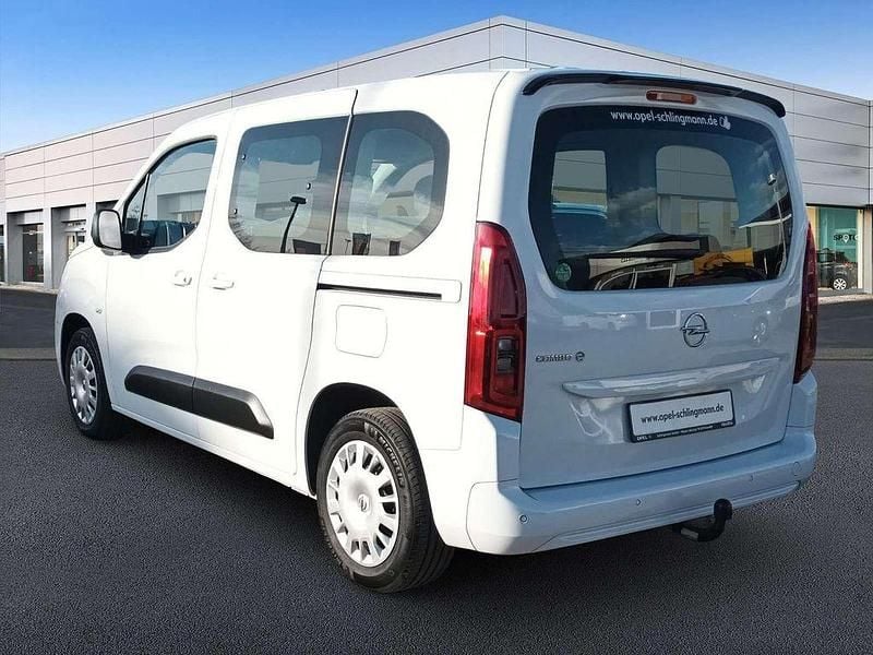Gebraucht Opel Combo-e Life Edition 100 kW (136 PS) 2022 Casabl/arctic/eisweiss/kaolin Van / Kleinbus