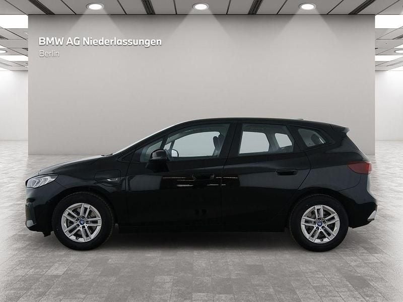 Gebraucht BMW 225 Active Tourer Basis 245 PS (180 kW) 2022 Schwarz Van / Kleinbus