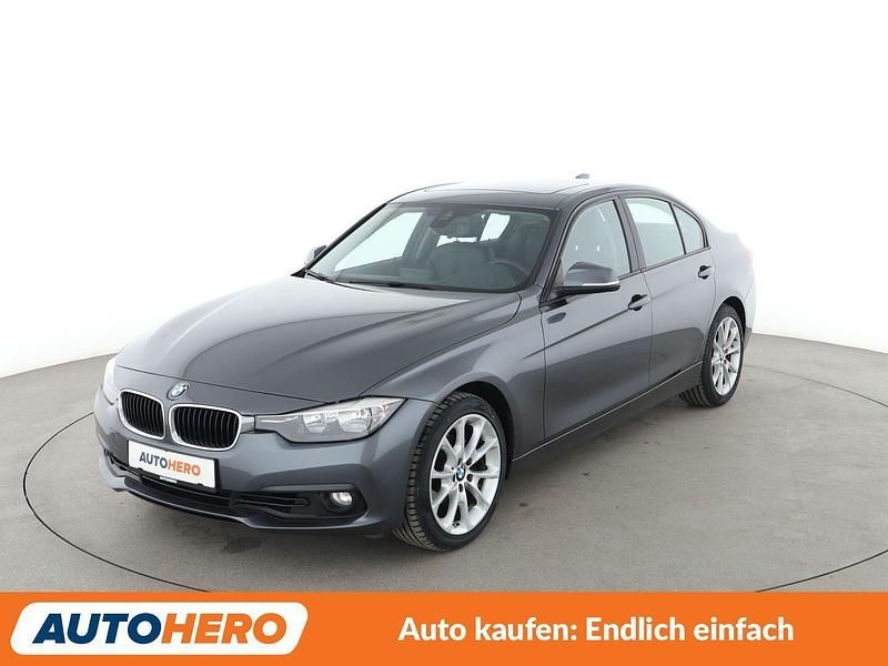 Grau Gebraucht 2016 BMW 320 Limousine | 19.770 € (Fairer Preis) - Bild 1/3