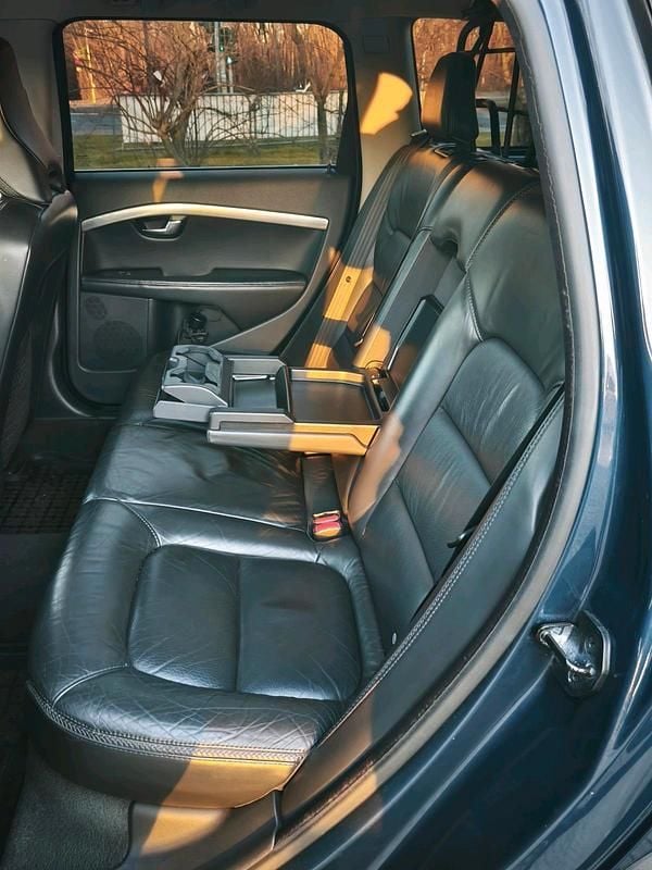 Gebraucht Volvo XC70 215 PS (158 kW) 2011 Blau Kombi