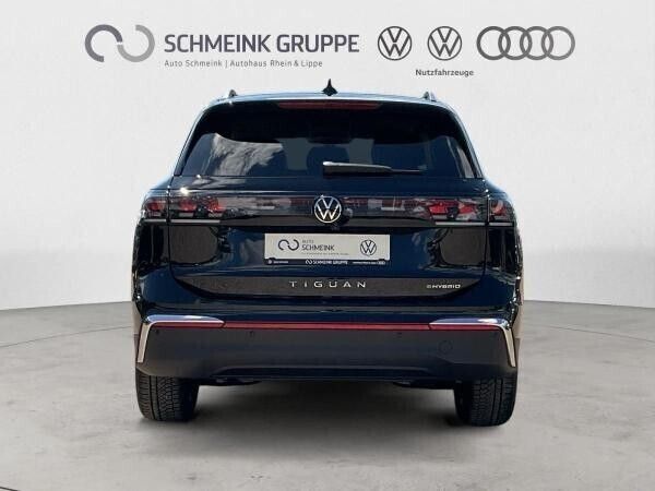 Neu VW Tiguan Elegance 150 PS (110 kW) 2025 Schwarz (grenadillschwarz metallic) SUV