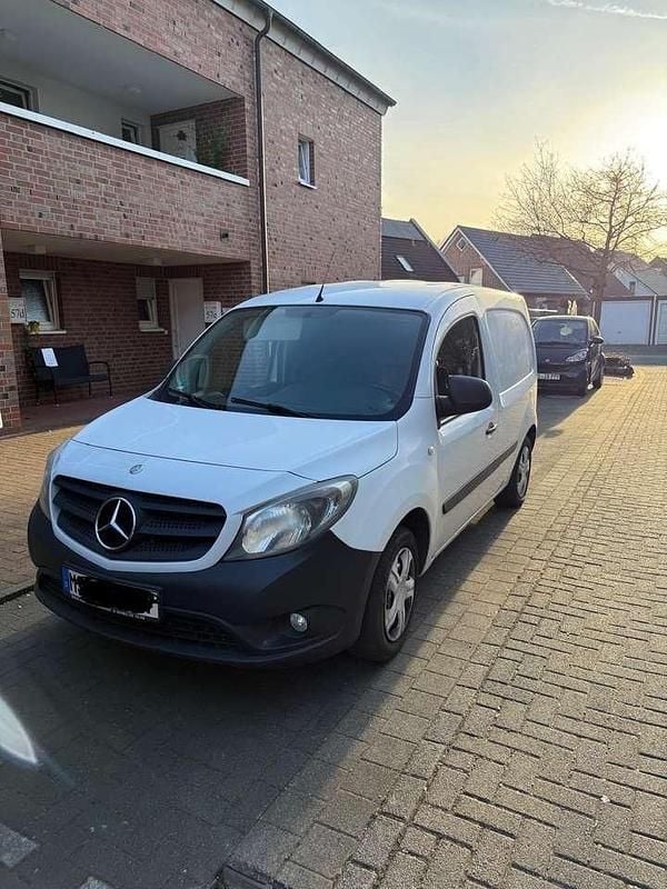 Weiß Gebraucht 2013 Mercedes Citan 108 Van | 4.850 € (Fairer Preis) - Bild 1/3