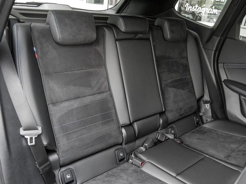 Gebraucht BMW iX1 M Sport 230 kW (313 PS) 2025 Schwarz SUV