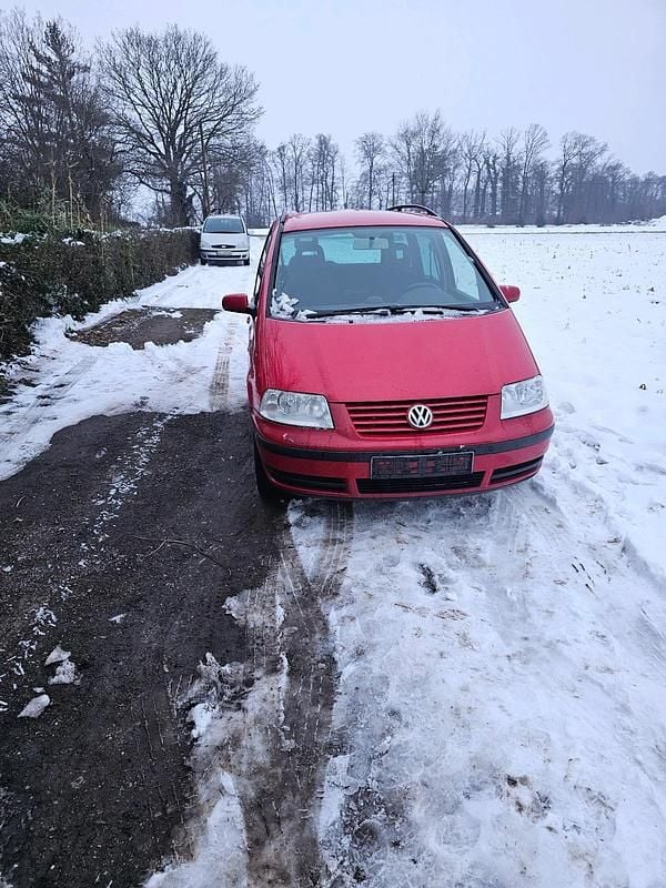 Rot Gebraucht 2002 VW Sharan Van / Kleinbus | 900 € (Guter Preis) - Bild 1/4