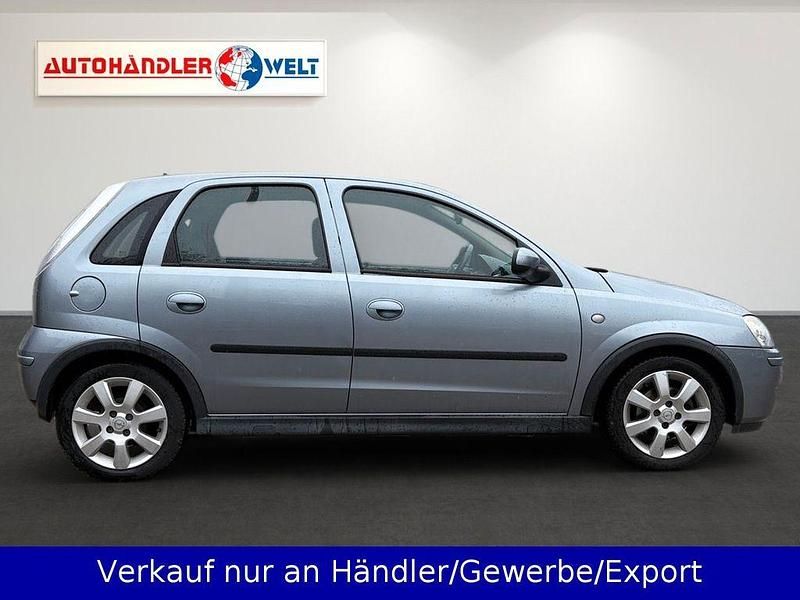Second-hand Opel Corsa 90 CP (66 kW) 2006 Argintiu Hatchback