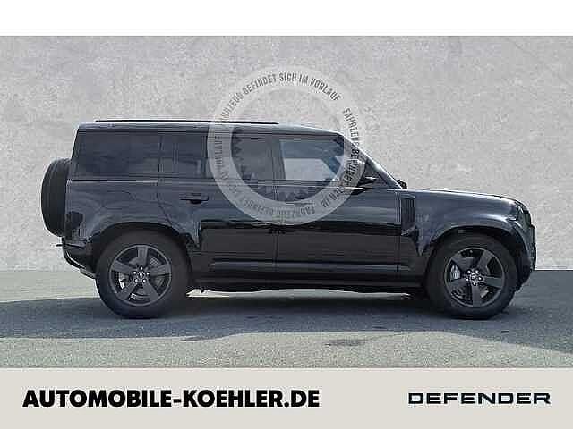 Gebraucht Land Rover Defender SE Dynamic 304 PS (223 kW) 2024 Santorini black SUV
