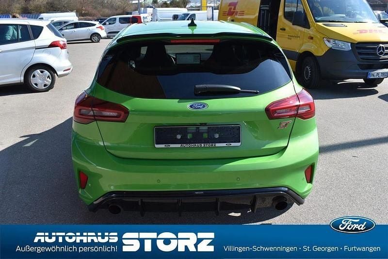 Gebraucht Ford Focus ST 280 PS (205 kW) 2023 Grün Limousine