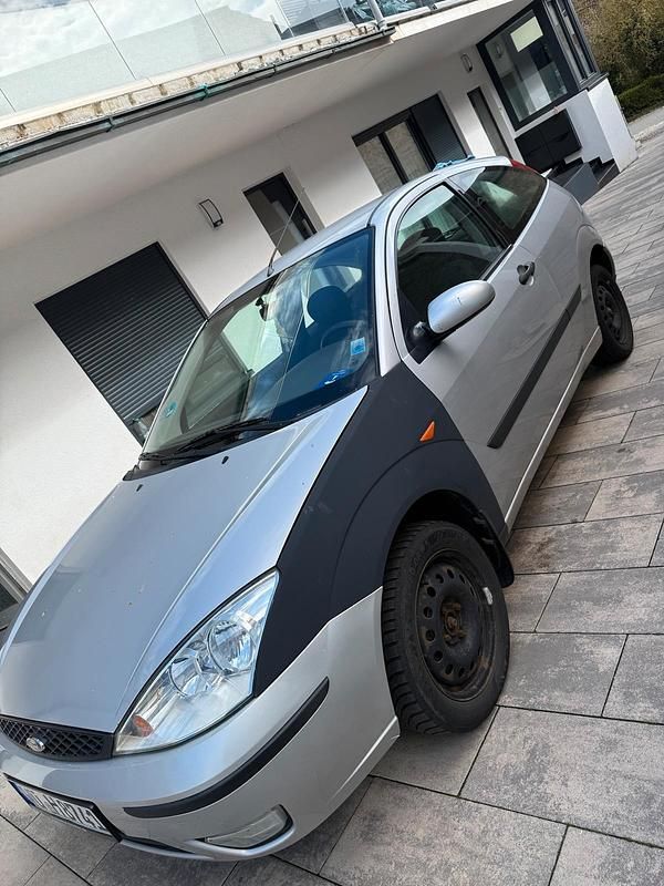 Gebraucht Ford Focus 80 PS (58 kW) 2004 Kleinwagen
