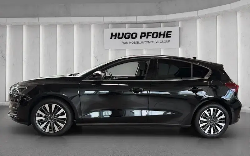 Neu Ford Focus Titanium X 155 PS (114 kW) 2026 Schwarz Limousine