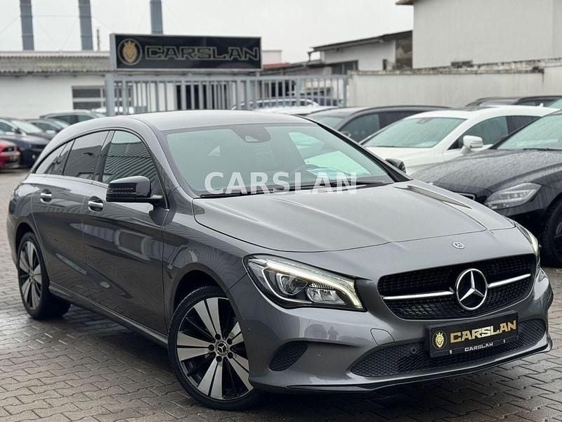 Gebraucht Mercedes CLA220 Shooting Brake Night 184 PS (135 kW) 2018 Grau Kombi
