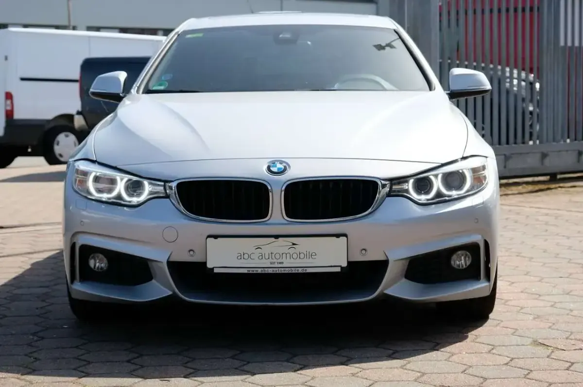Gebraucht BMW 420 M Sport 190 PS (139 kW) 2015 Glaciersilber metallic Limousine
