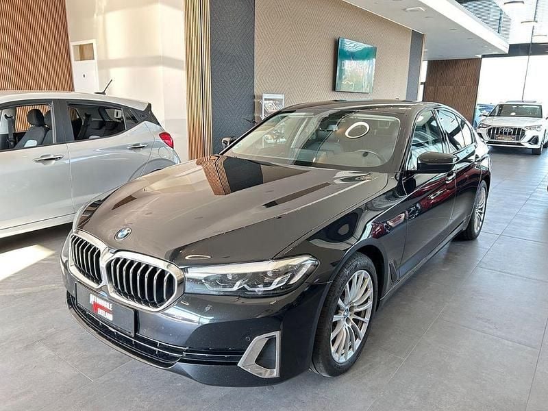 Gebraucht BMW 520 Luxury Line 190 PS (139 kW) 2023 Schwarz Limousine