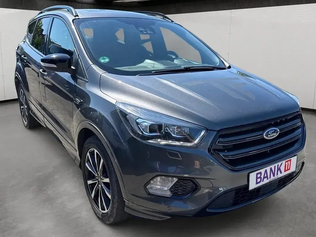 Gebraucht Ford Kuga ST-Line 150 PS (110 kW) 2019 Grau SUV