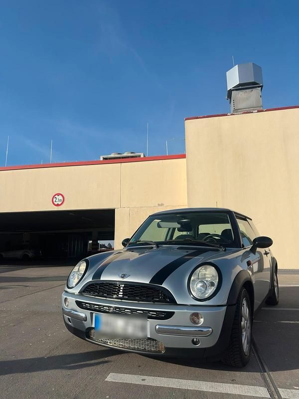 Używany Mini Cooper 116 KM (85 kW) 2003 Srebrny Hatchback