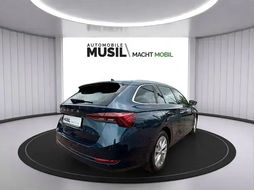 Gebraucht Skoda Octavia 116 PS (85 kW) 2024 Lavablau metallic Kombi