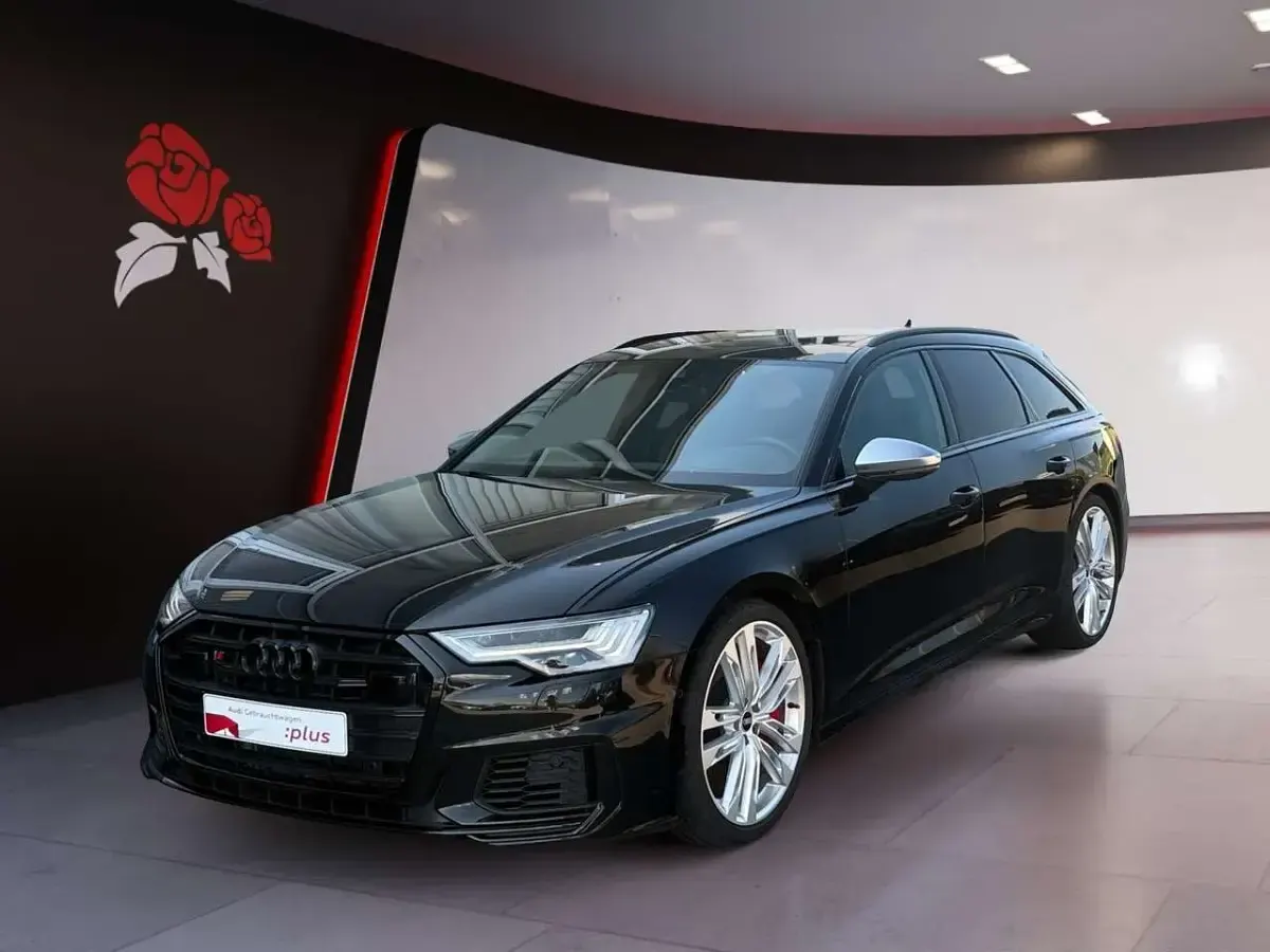 Gebraucht Audi S6 Ambiente 344 PS (253 kW) 2023 Mythosschwarz metallic Kombi
