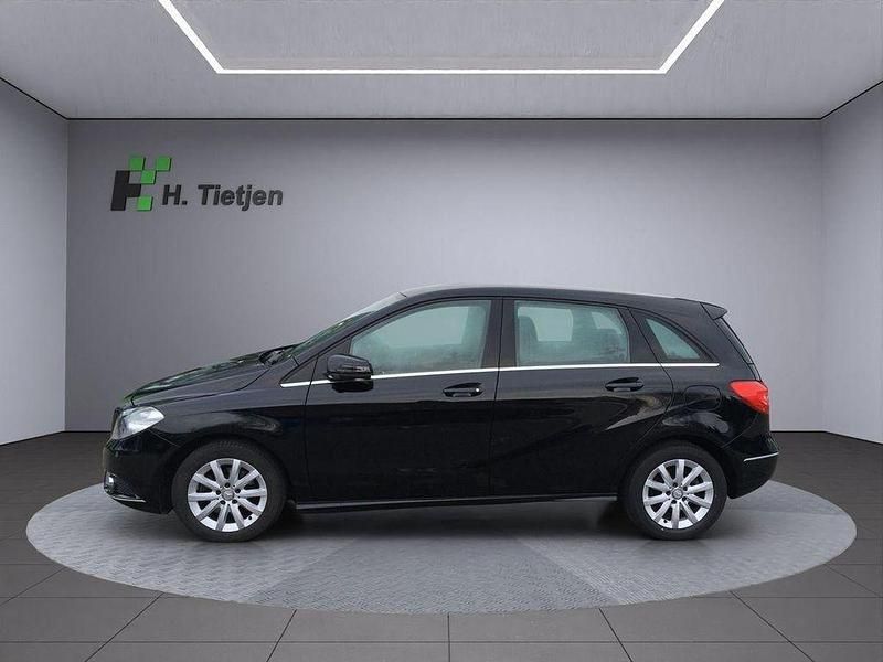 Gebraucht Mercedes B200 136 PS (100 kW) 2014 Schwarz Van / Kleinbus