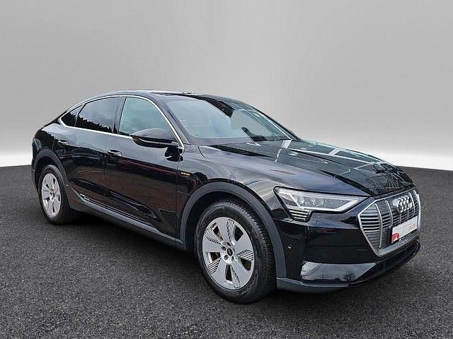 Gebraucht Audi e-tron Sportback S-Line 230 kW (313 PS) 2022 Brillantschwarz SUV