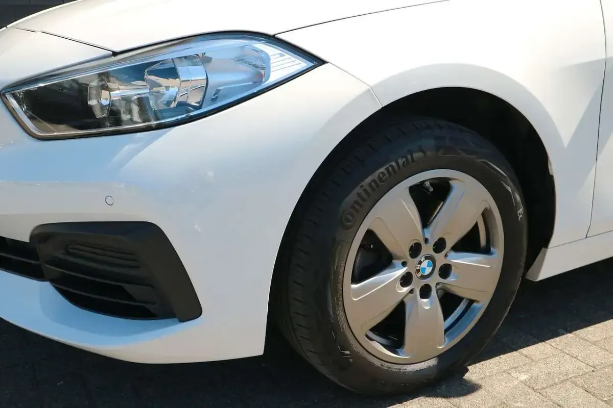 Gebraucht BMW 116 Performance 109 PS (80 kW) 2022 Alpinweiss iii Kleinwagen