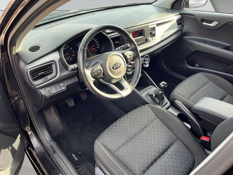 Gebraucht Kia Rio Edition 7 84 PS (61 kW) 2021 Schwarz Limousine
