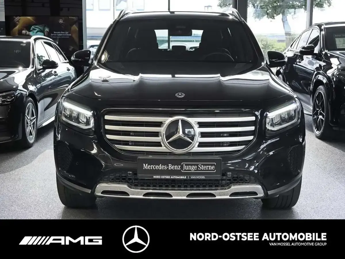 Gebraucht Mercedes GLB200 Progressive 150 PS (110 kW) 2025 Schwarz SUV
